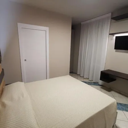 Πανσιόν Valle Dell'eden 4*